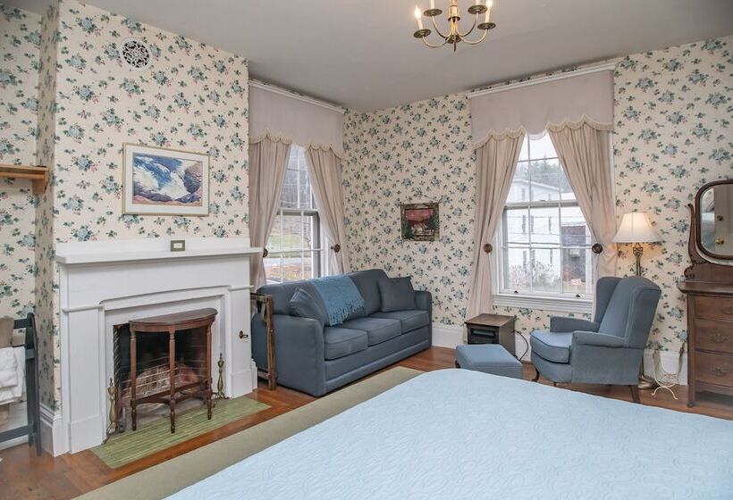 The Jeremiah Mason House B & B