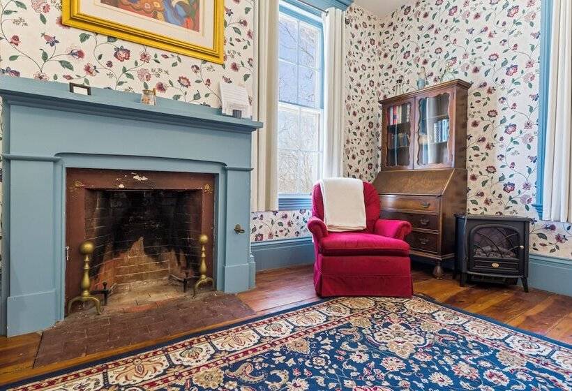 The Jeremiah Mason House B & B