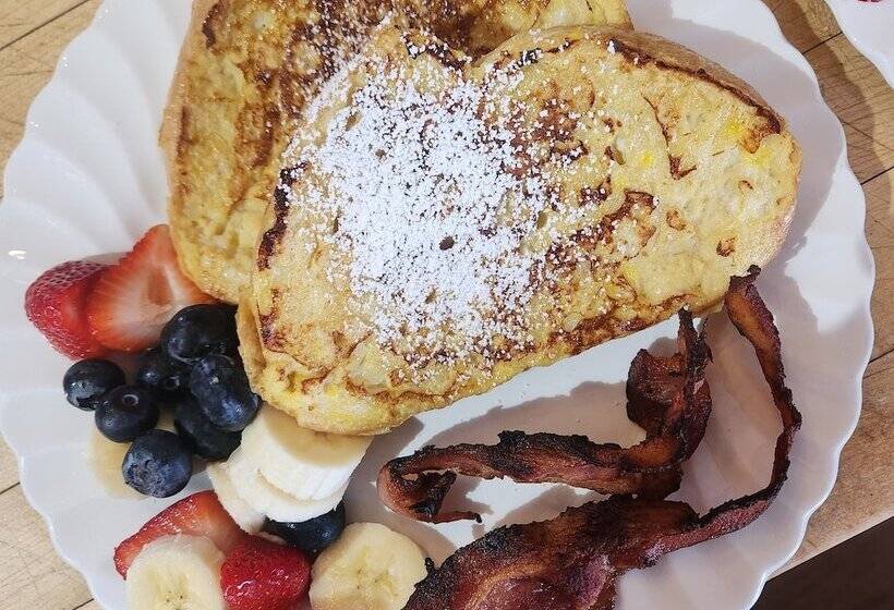 The Jeremiah Mason House B & B