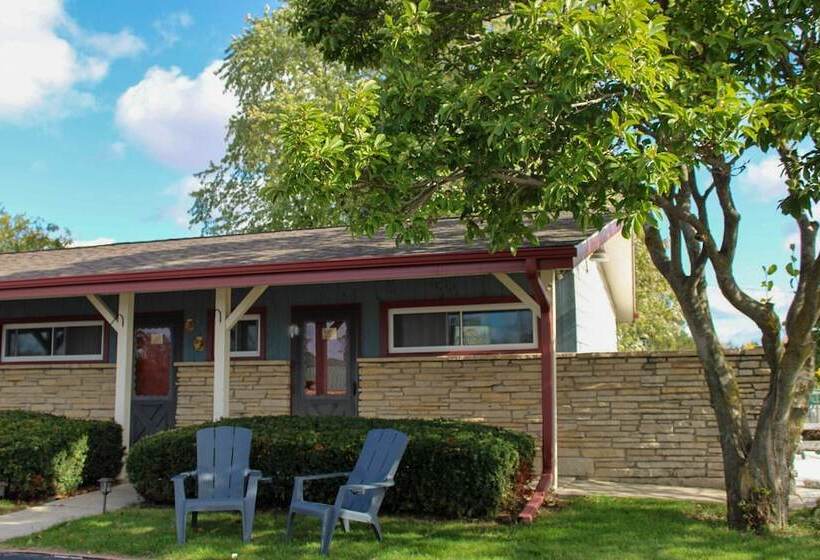 Wisconsin Aire Motel