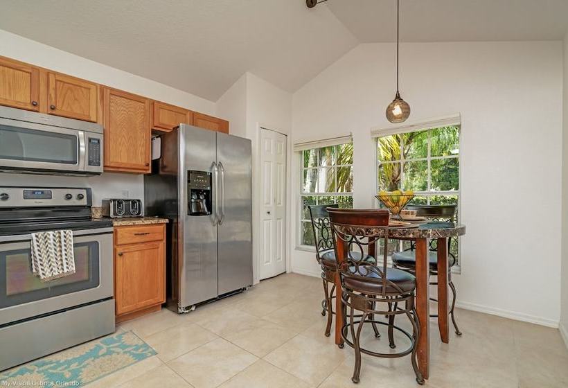 234glen Fantastically Decorated 4 Bed 2 Bath