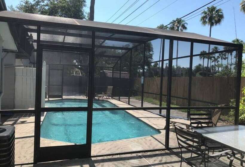 6150 Sandcrest · New! Walk To Universal. Sleep 9. Near Disney