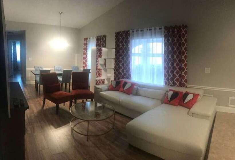 6150 Sandcrest · New! Walk To Universal. Sleep 9. Near Disney