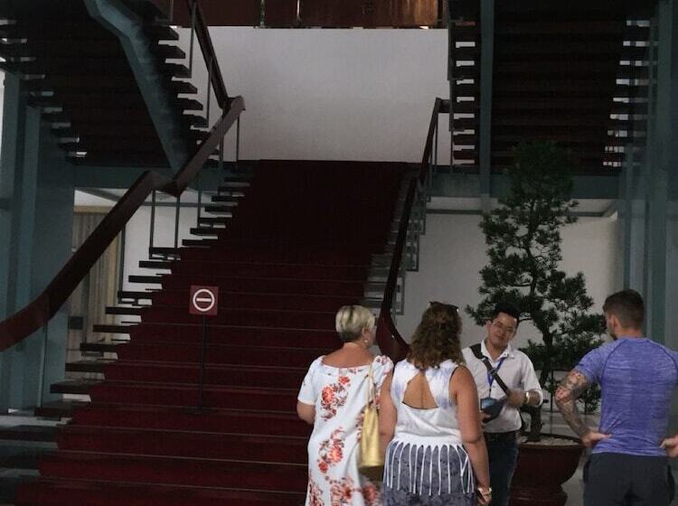 Aiap Hotel & Apartment