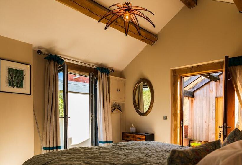 ベッドアンドブレックファースト The Room In The Garden