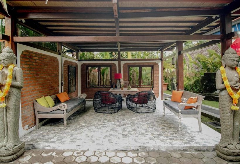 민박 The Secret Jungle Villas Seminyak