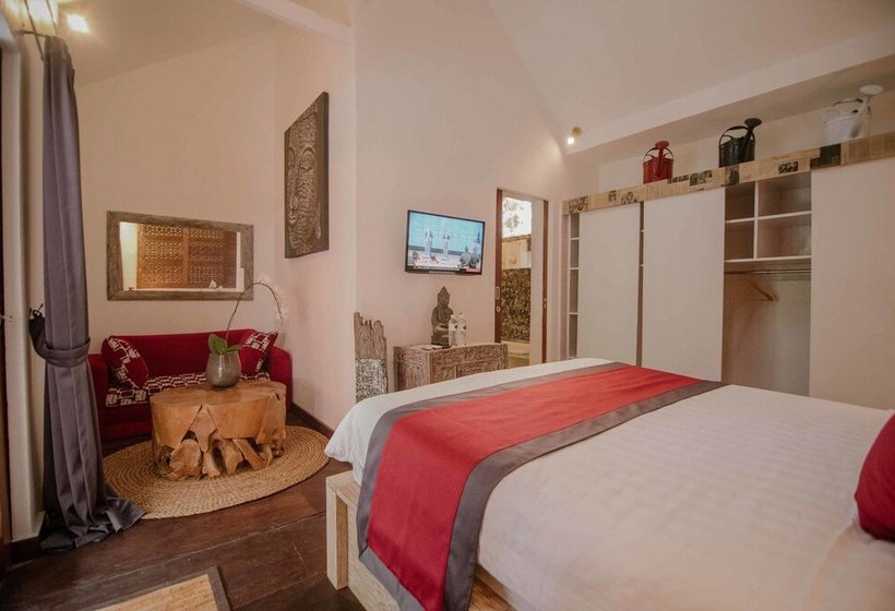 민박 The Secret Jungle Villas Seminyak