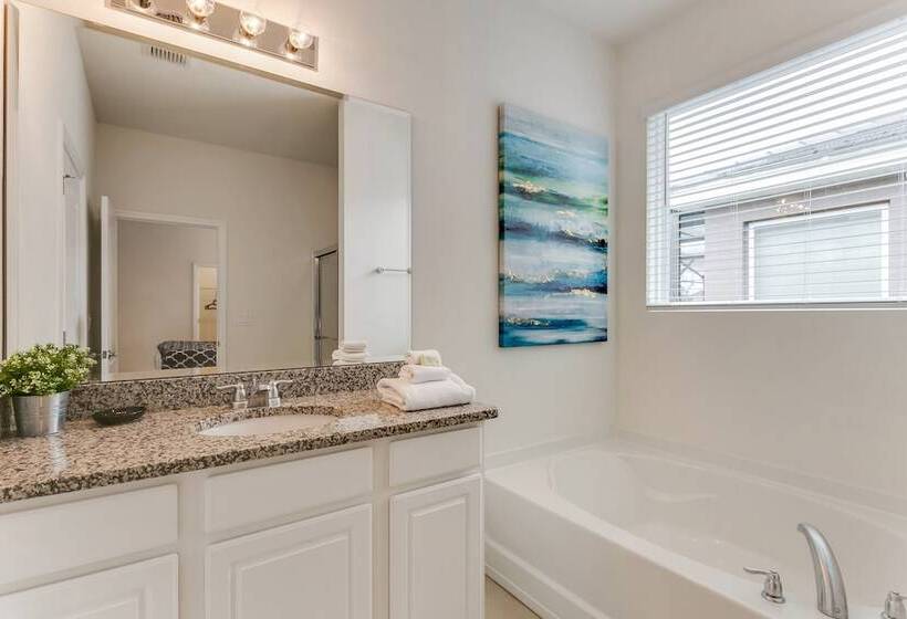 Exceptional 5 Bed 4,5 Ba Villa Gamerm