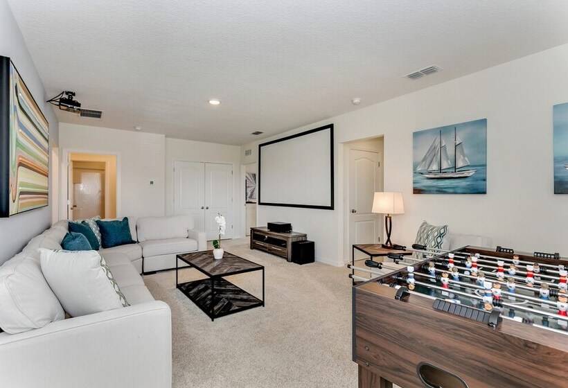 Exceptional 5 Bed 4,5 Ba Villa Gamerm