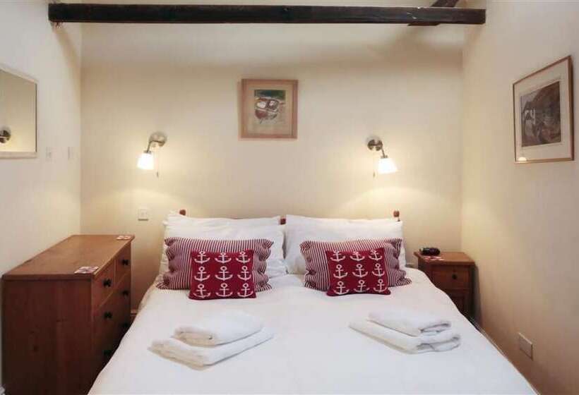 Green Door Rashleigh