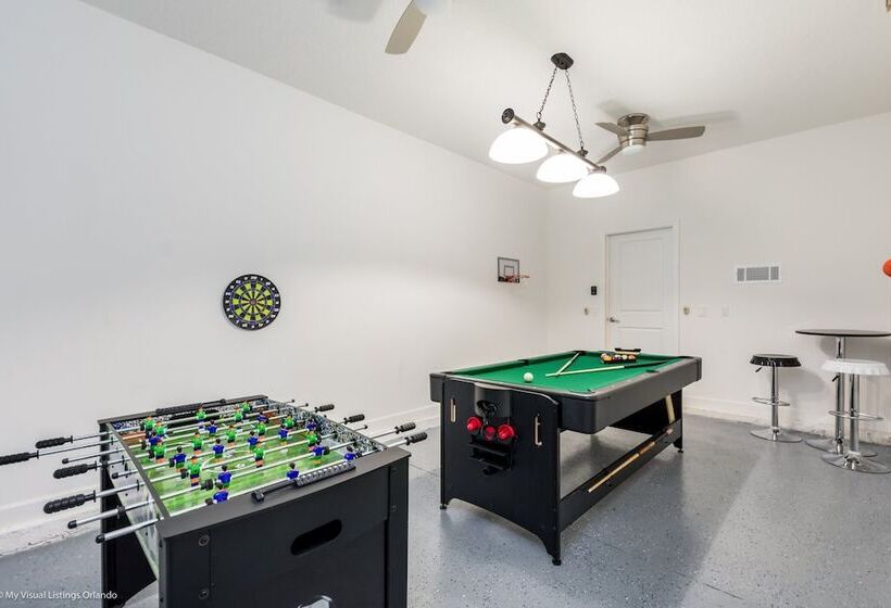 High End Champions Gate 6 Bdrm