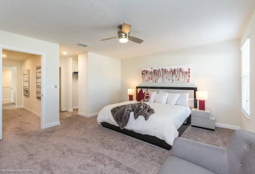 High End Champions Gate 6 Bdrm