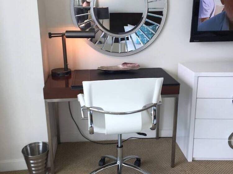 ホテル Ocean, Marina & City View Studio + Balcony #2