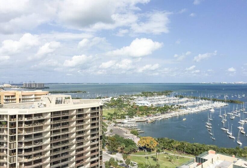 ホテル Ocean, Marina & City View Studio + Balcony #2