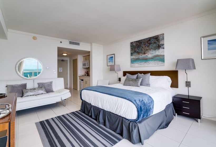 فندق Ocean Million Dollar View Studio + Balcony #2