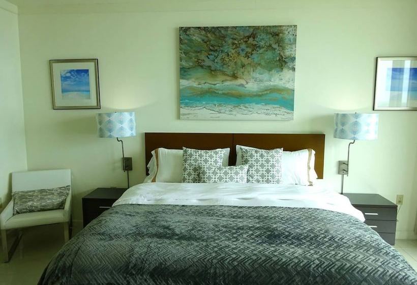 فندق Ocean Million Dollar View Studio + Balcony #2