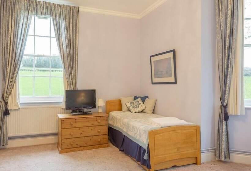 교외 호텔 Marshwood Farm B&b And Shepherds Hut