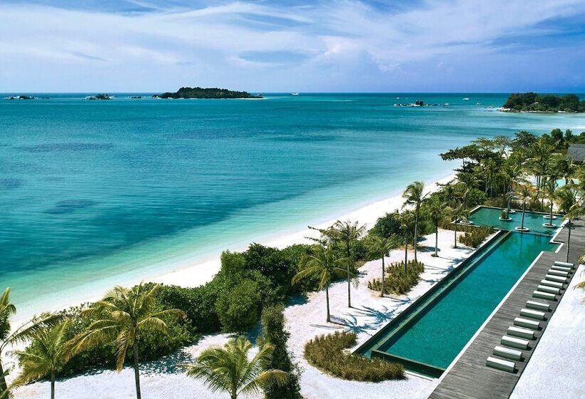 בית מלון כפרי Sheraton Belitung Resort