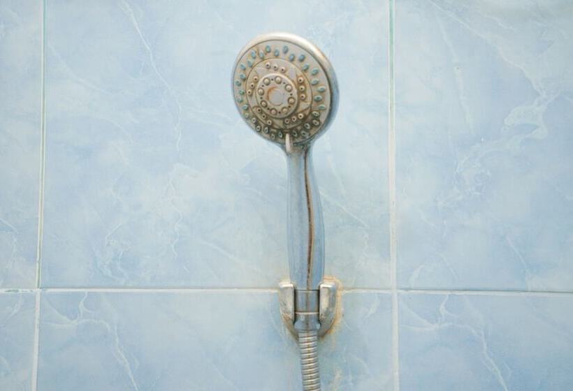 בית מלון כפרי Spot On 2090 Ratna Backpacker Syariah