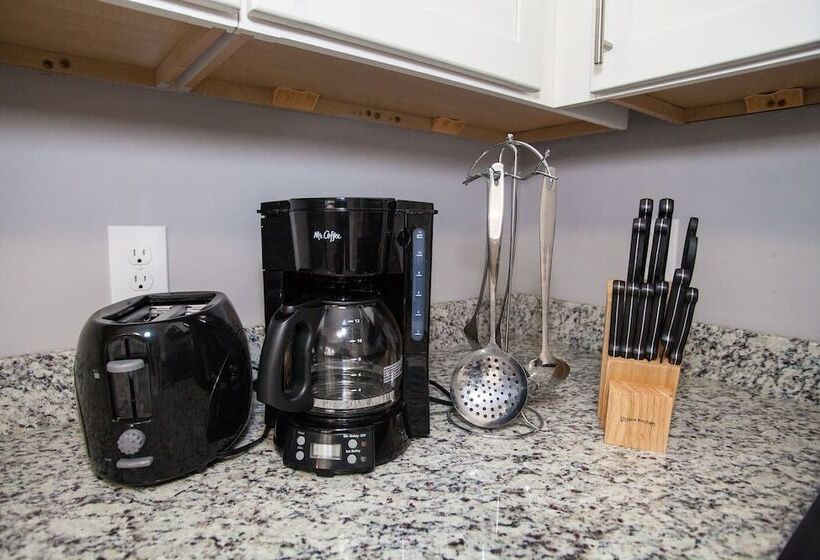 Luxe 4br 3 Bath North End & Faneuil Hall