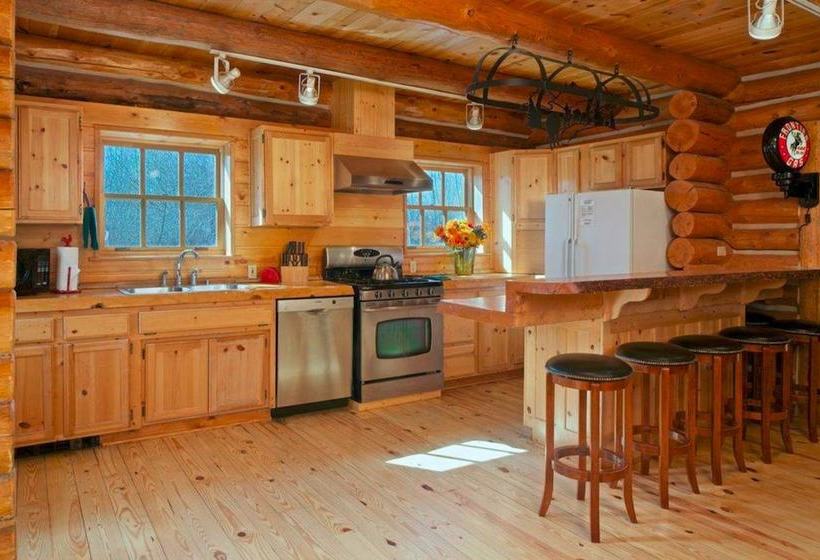 Macker S Cabin By Jhrl