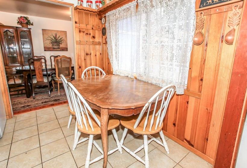 Mcwhinney Summit Cabin