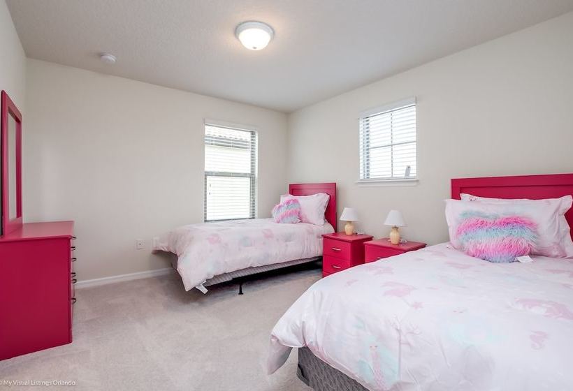 Misty Oak Circle Villa  Solterra