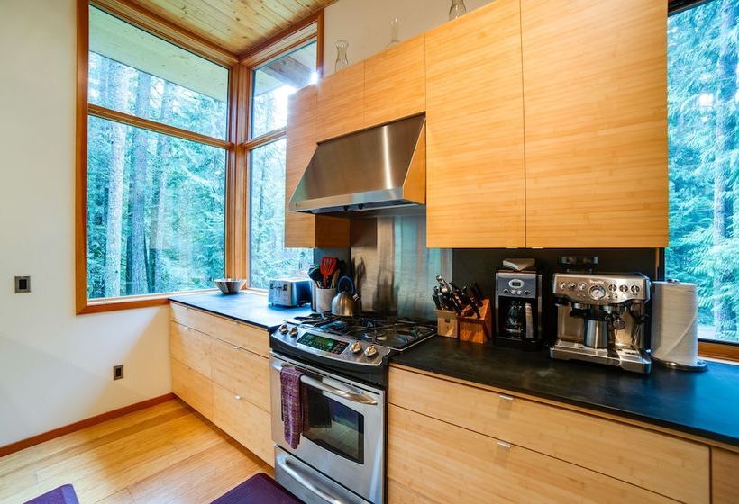 Mt. Baker Lodging Cabin 42 – Pets Ok, Wifi, Sleeps 4! By Mbl