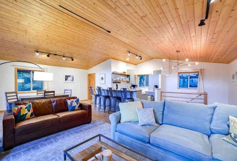 Mt. Baker Lodging Cabin 54 – Mt View, Wifi, Sleeps 6! By Mbl