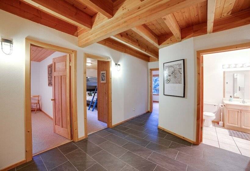 Mt. Baker Lodging Cabin 54 – Mt View, Wifi, Sleeps 6! By Mbl