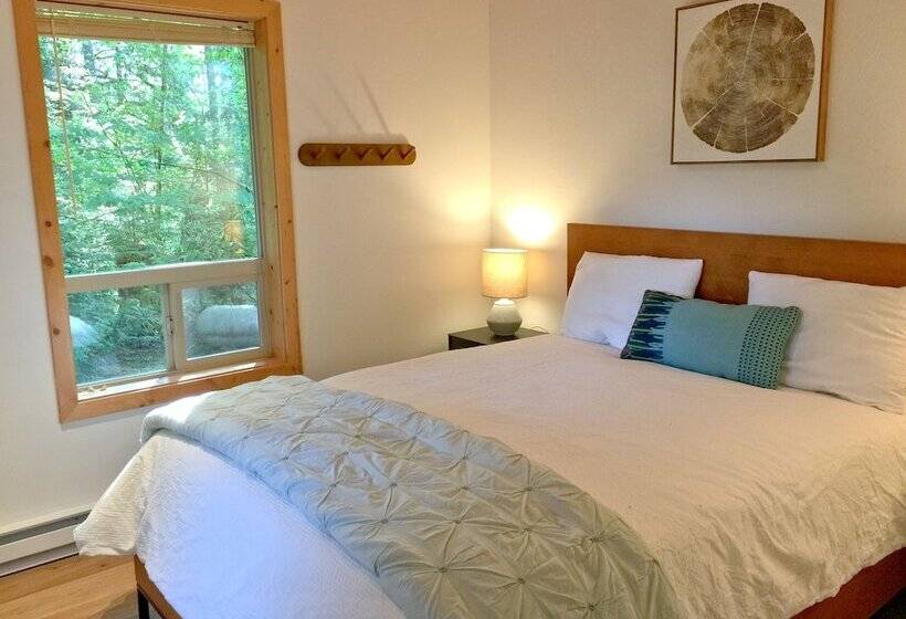 Mt. Baker Lodging Cabin 54 – Mt View, Wifi, Sleeps 6! By Mbl