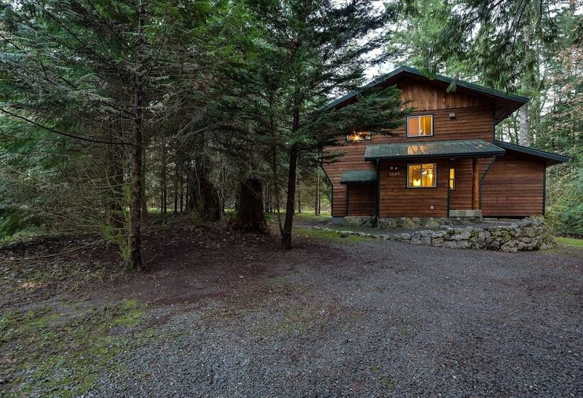 Mt. Baker Lodging Cabin 54 – Mt View, Wifi, Sleeps 6! By Mbl