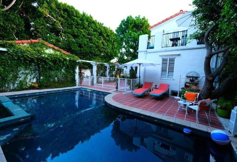 بنسيون Beverly Hills Celebrity Home