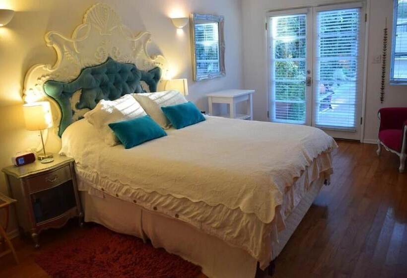 پانسیون Beverly Hills Celebrity Home