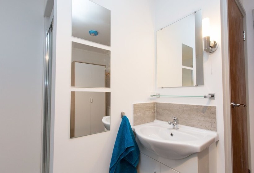 펜션 Crewe Rooms @ Samuel Street Crewe