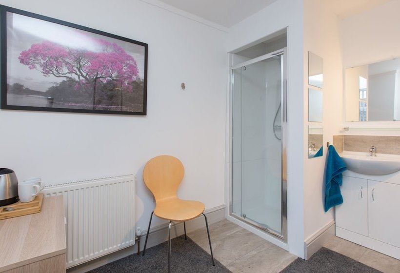 펜션 Crewe Rooms @ Samuel Street Crewe