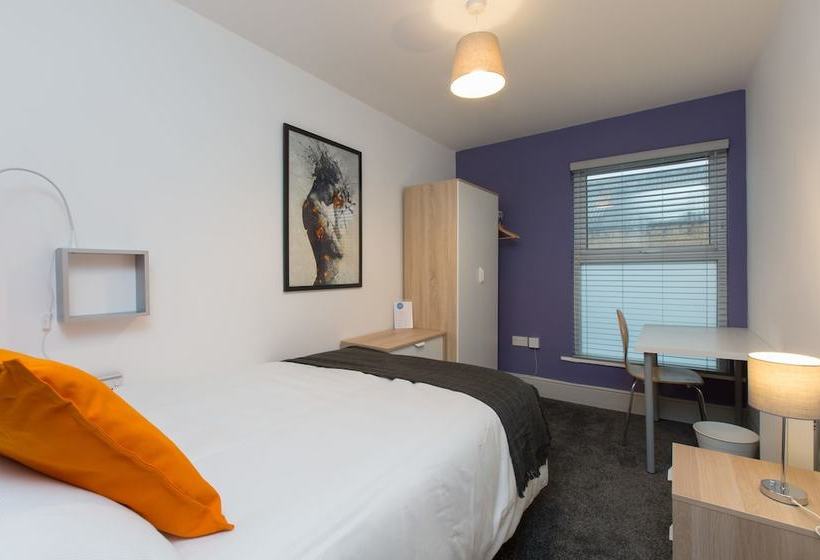 펜션 Crewe Rooms @ Samuel Street Crewe