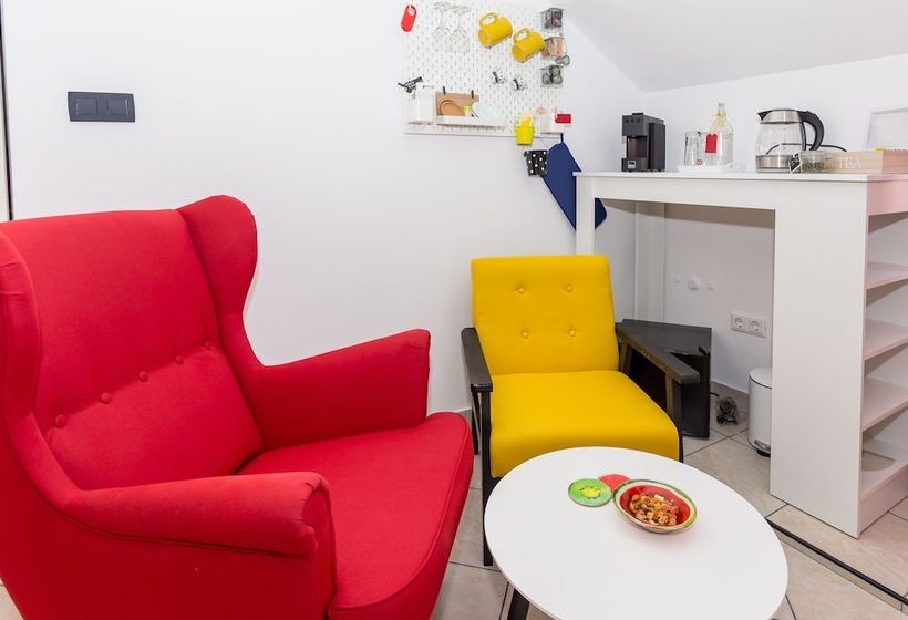 ペンション Mima S Rooms