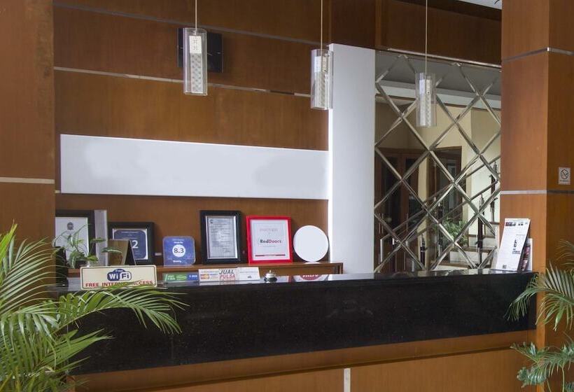 Pension Reddoorz @ Bausasran