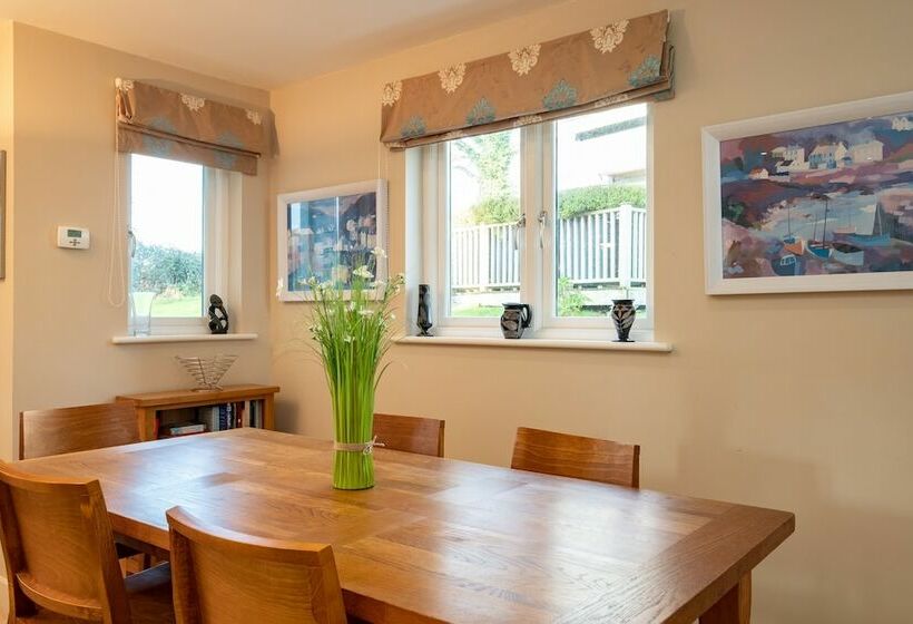 بنسيون Trewhiddle Villa 08