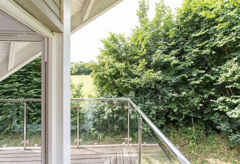 بنسيون Trewhiddle Villa 16