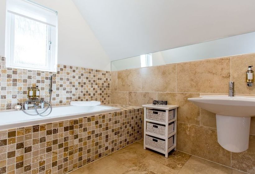 بنسيون Trewhiddle Villa 24