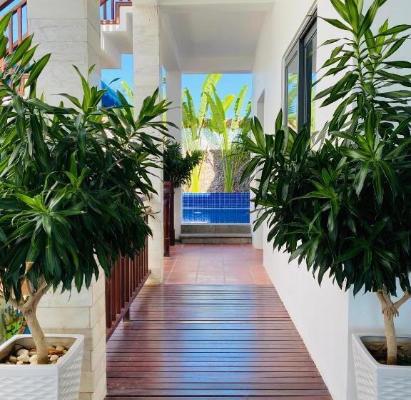 پانسیون Vivian Hotel Mui Ne