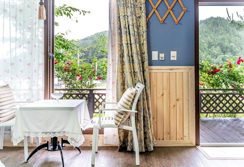 Samcheok Garden Pension