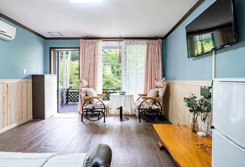 Samcheok Garden Pension