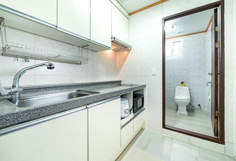 Samcheok Garden Pension