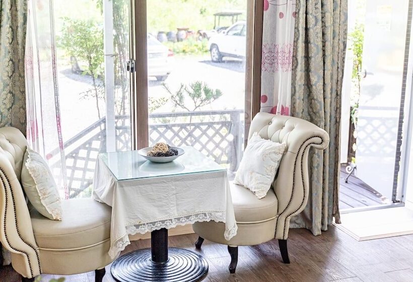 Samcheok Garden Pension