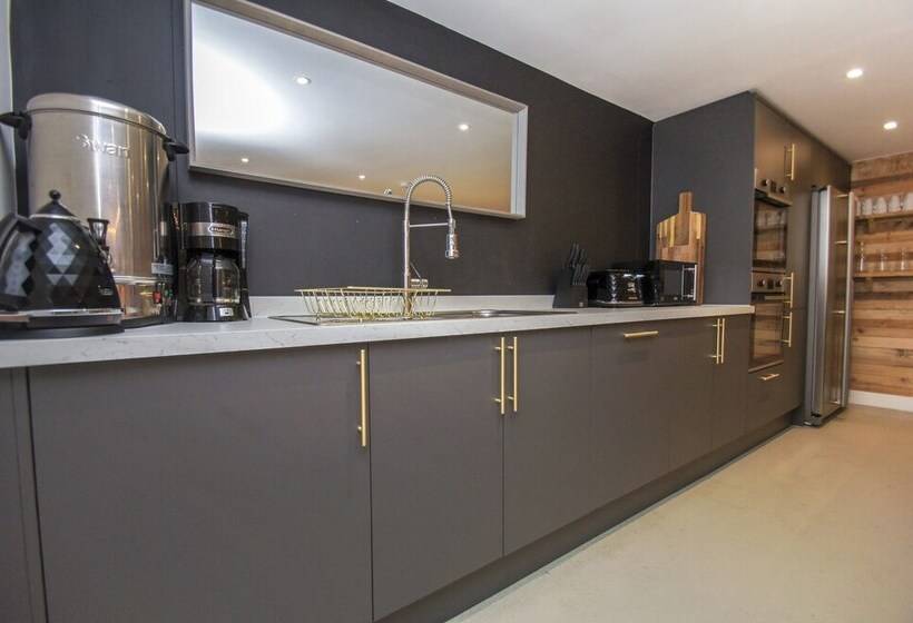 Steine House Central By Brighton Holiday Lets