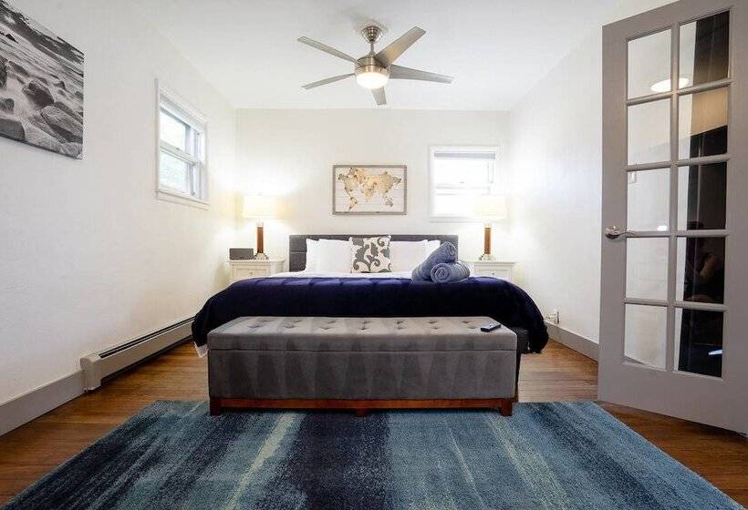 The Grand Berkley Experience Near Tennyson Street