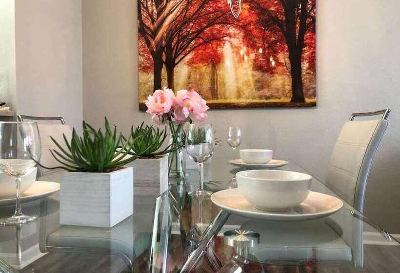 Tideview 20 · Walk To Convention! Near Universal & Disney